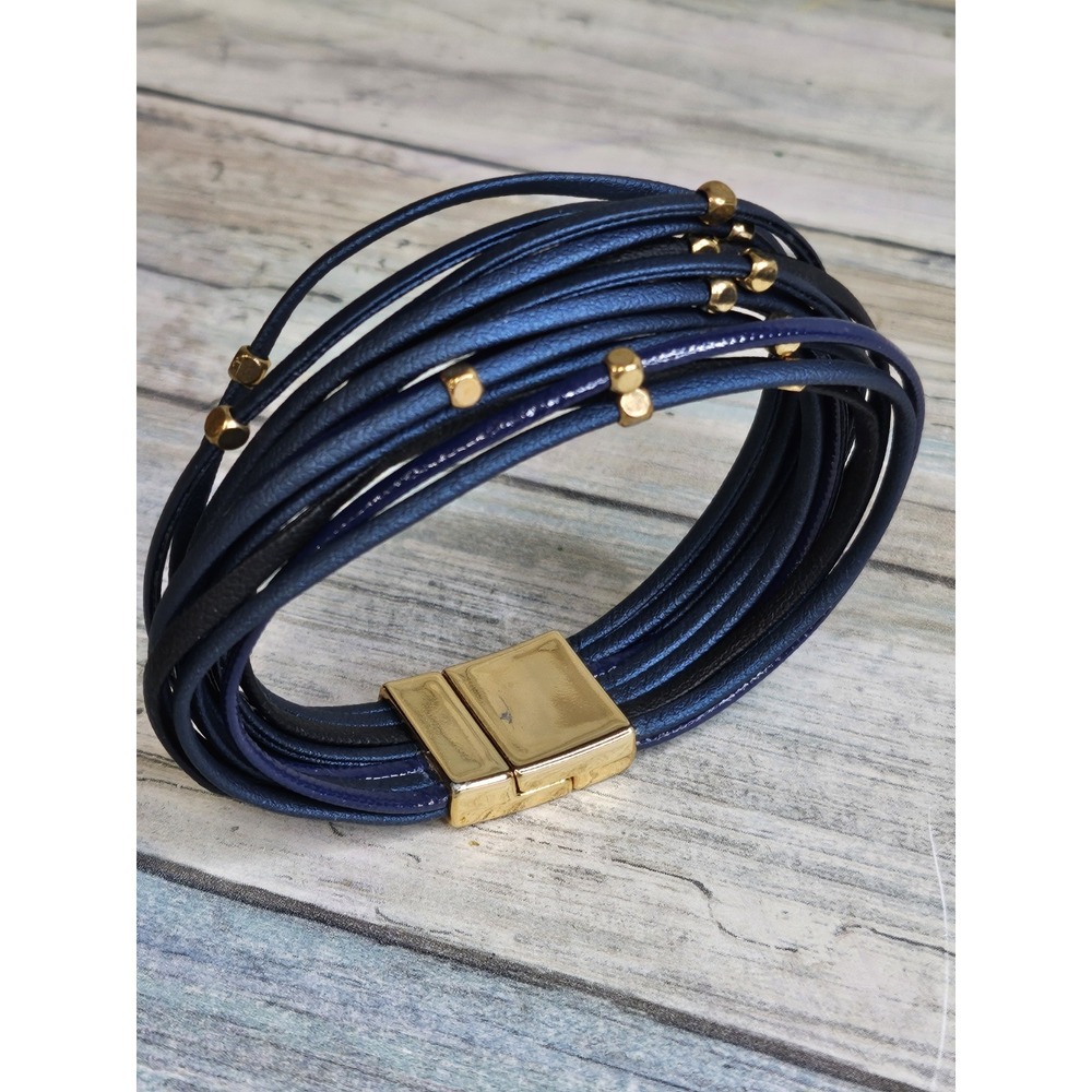 Magnetic Navy‎ Blue Bracelet Gold Tone Wrap style. NWOT